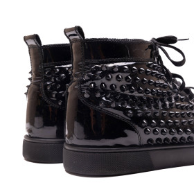 LOUBOUTIN 
