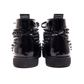 LOUBOUTIN 