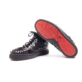 LOUBOUTIN 