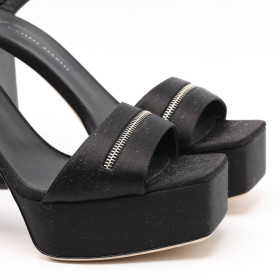 GIUSEPPE ZANOTTI 