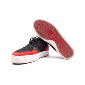 LOUBOUTIN 