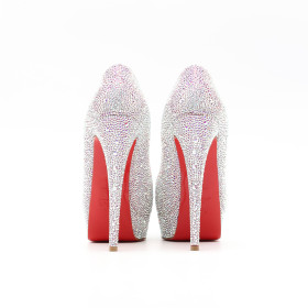 LOUBOUTIN 
