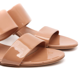 FERRAGAMO 