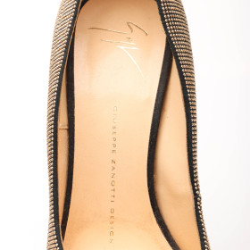 GIUSEPPE ZANOTTI 