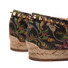 LOUBOUTIN 