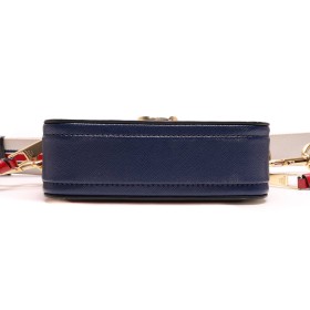 MARC JACOBS 