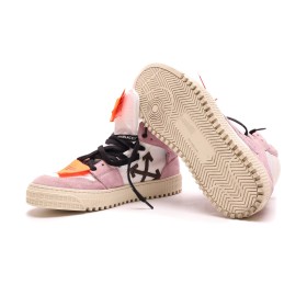 OFF WHITE 
