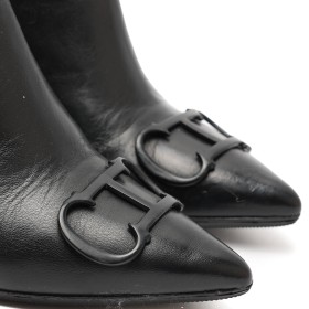 CAROLINA HERRERA 