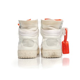OFF WHITE 