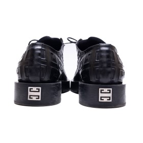 GIVENCHY 