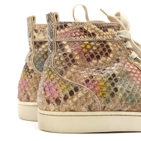 LOUBOUTIN 