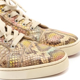 LOUBOUTIN 