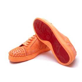 LOUBOUTIN 