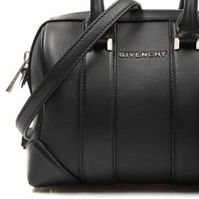 GIVENCHY 