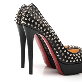 LOUBOUTIN 