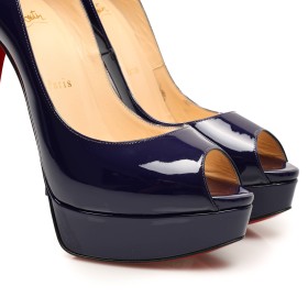 LOUBOUTIN 