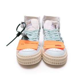 OFF WHITE 