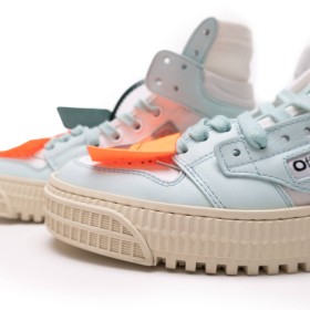 OFF WHITE 