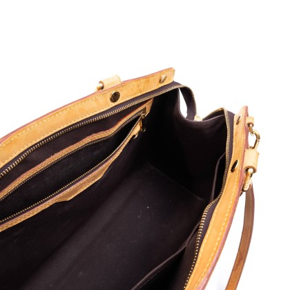 LOUIS VUITTON BREA VERNIS