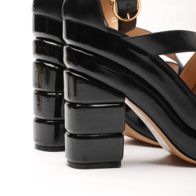 FERRAGAMO 