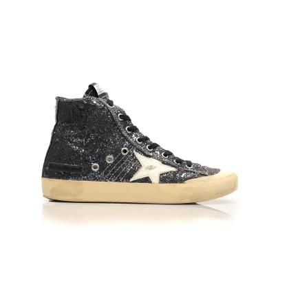 GOLDEN GOOSE 