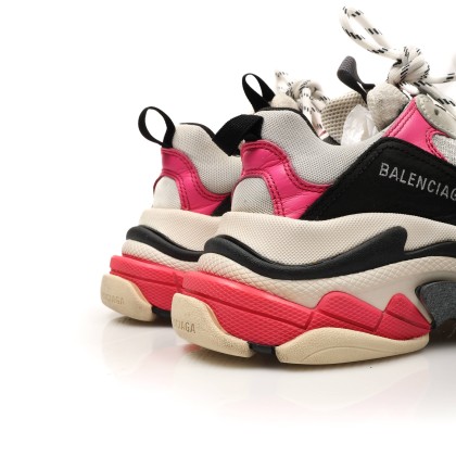 BALENCIAGA 