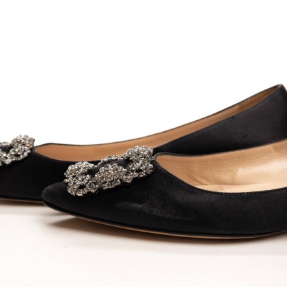 MANOLO BLAHNIK 