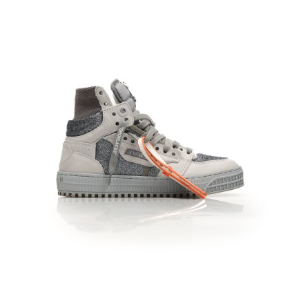 OFF WHITE 