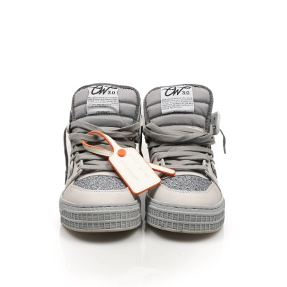 OFF WHITE 
