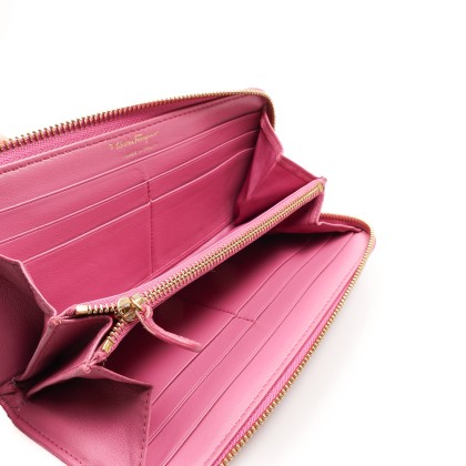 FERRAGAMO 