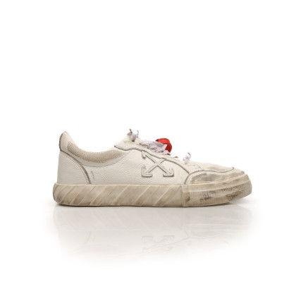 OFF WHITE 