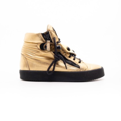 GIUSEPPE ZANOTTI 