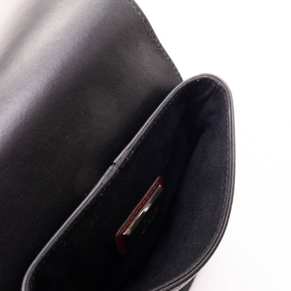 LOUBOUTIN 