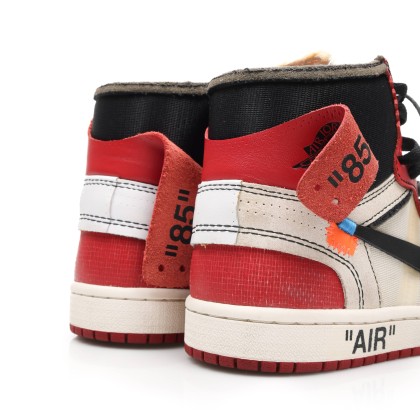 OFF WHITE 