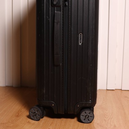 RIMOWA 