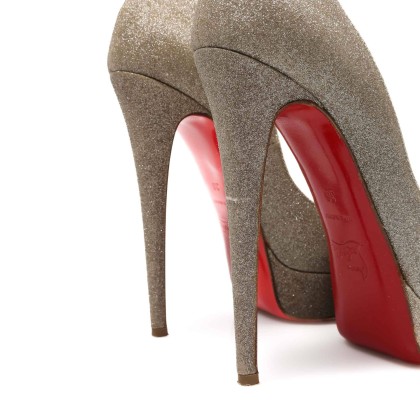 LOUBOUTIN 