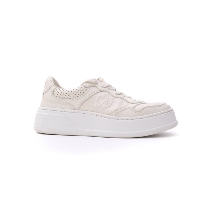 GUCCI TENIS GG EMBOSSED