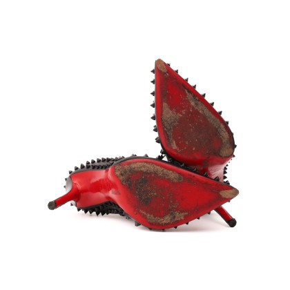 LOUBOUTIN 