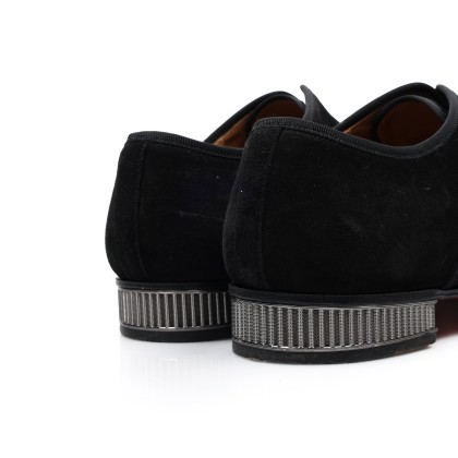 LOUBOUTIN 
