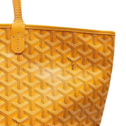 GOYARD 