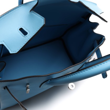 HERMES COLOR CELESTE
PIEL SWIFT 
AñO 2024