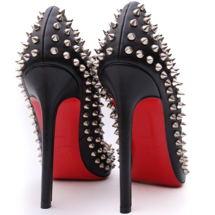 LOUBOUTIN 