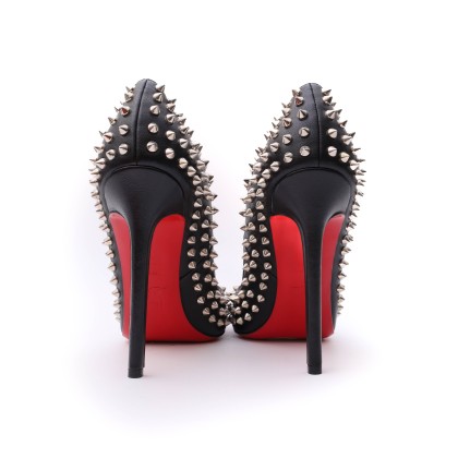 LOUBOUTIN 