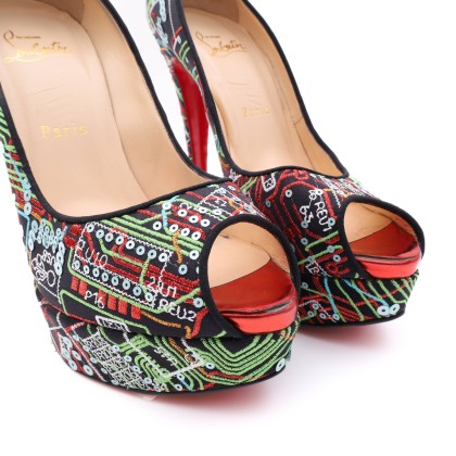 LOUBOUTIN 