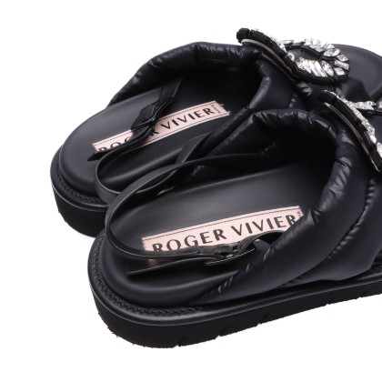 ROGER VIVIER 