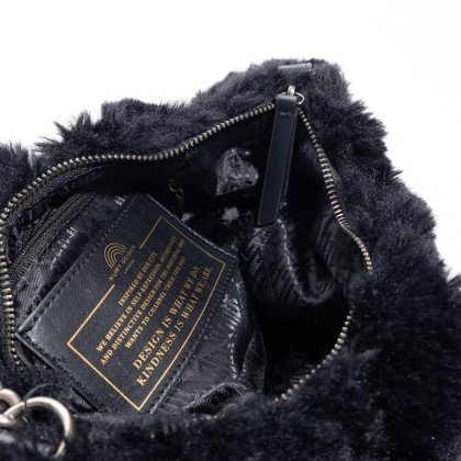 KURT GEIGER 