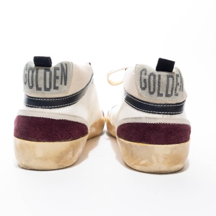 GOLDEN GOOSE 