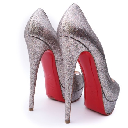 LOUBOUTIN 