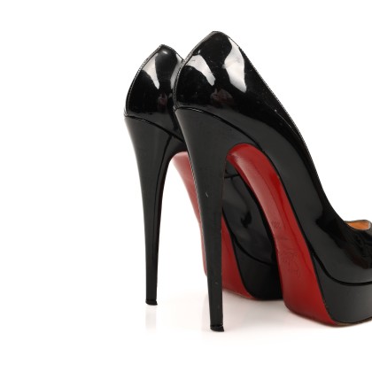 LOUBOUTIN 