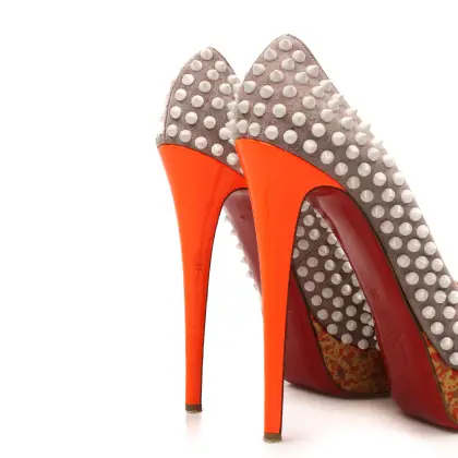 LOUBOUTIN 